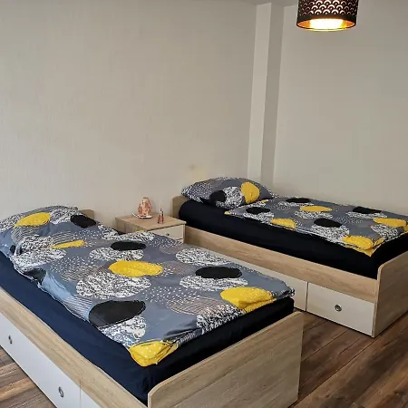 Polat 3 * Essen
